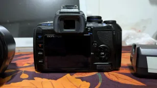 Cámara Olympus E-420 Negra