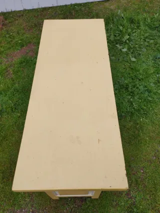 Mueble recibidor madera blanco y amarillo