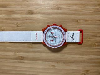 Omega x Swatch Mission to Mars MoonSwatch