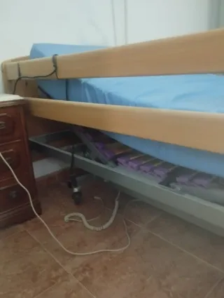 Cama articulada madera y metal