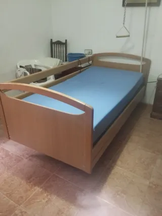 Cama articulada madera y metal