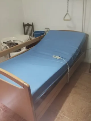 Cama articulada madera y metal