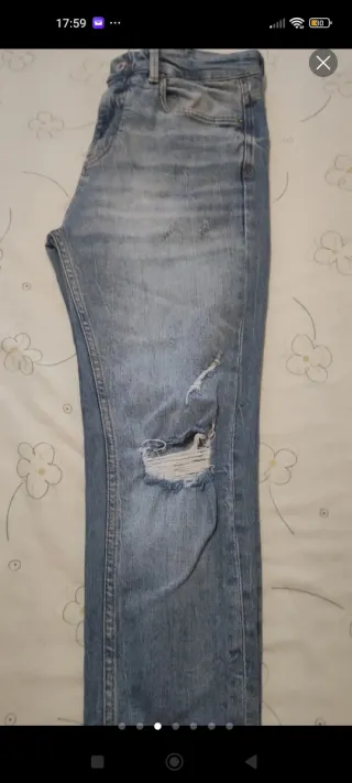Vaqueros Pull&Bear desgastados