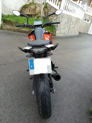 KTM Duke 390 - Moto Naked