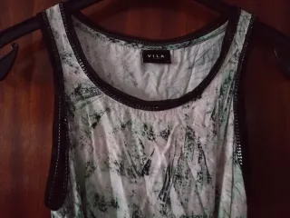 Vestido Vila verde e branco