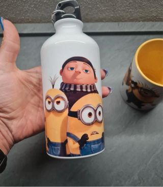 Borraccia e tazza Minions