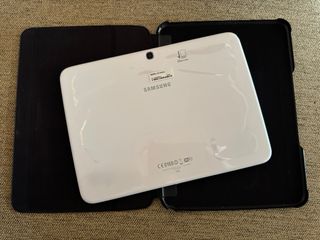 Samsung Galaxy Tab 3 16GB + Micro SD
