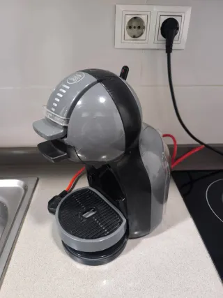 Cafetera Dolce Gusto Gris