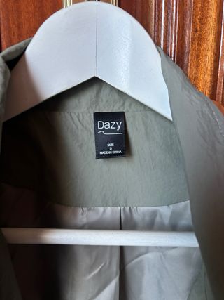 Chaqueta deportiva DAZY verde y naranja