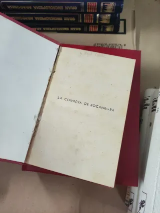 Lectura variada novelas bibliografias