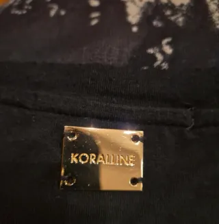 Camiseta Koralline Beige y Negra