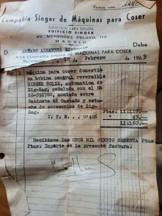 Máquina de Coser Singer 1969 Beige/Rosa