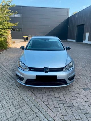 Volkswagen Golf R