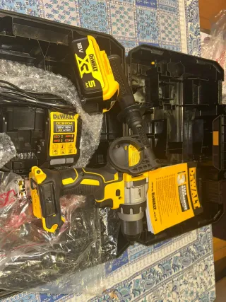 Taladro DeWALT DCD991 Nuevo