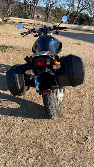 BMW R850R – 2005 | Maletas | Lista para rodar