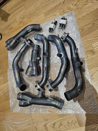 Colectores Titanio Akrapovic Yamaha R6
