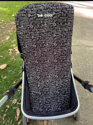 Carro de bebé Jané be Cool azul marino y naranja