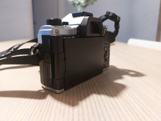 Cámara OM System OM-5 + Lente 14-45mm