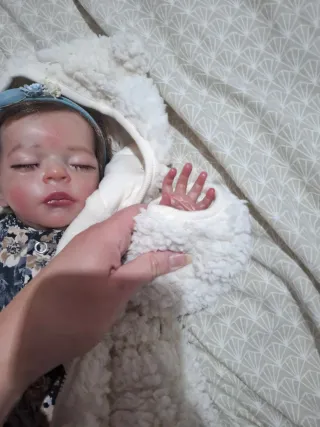 Muñeca Reborn artesanal