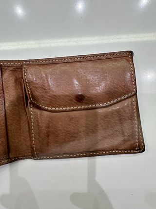Billetero de chico de piel marrón