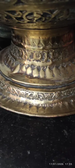 Grande incensiera ottone traforato lavorato