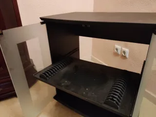 Mesa auxiliar cristal y metal