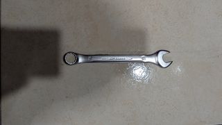 Conjunto de herramientas y llaves