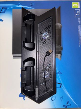 PS4 Ultimate Player 1TB Edition + Giochi+accessori