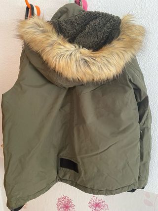 Chaqueta verde Bershka talla M