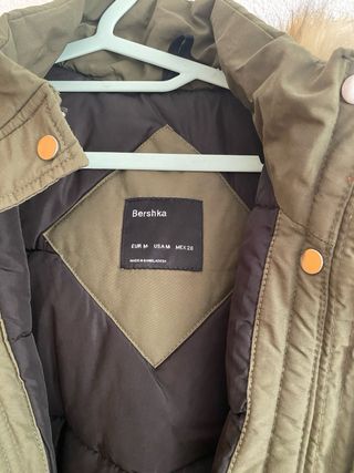 Chaqueta verde Bershka talla M