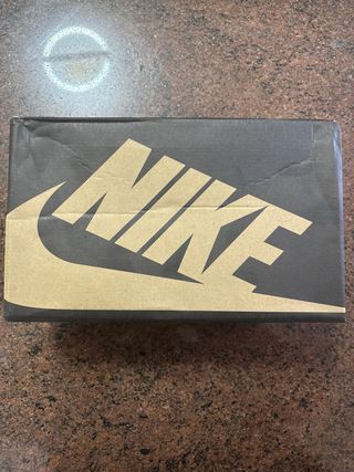 Zapatos Nike Air Force 1 Dorados Blancos