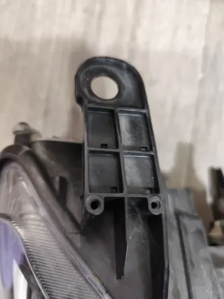 Faro Dacia Duster Derecho 2017-2022