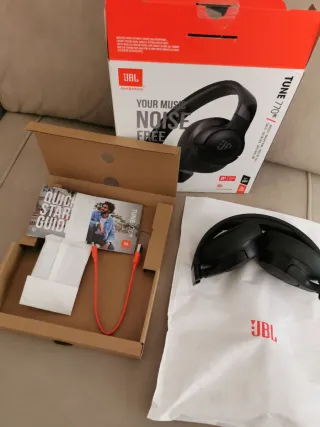 Auriculares JBL Tune 770 NC Negro