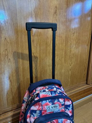 Mochila con ruedas floral
