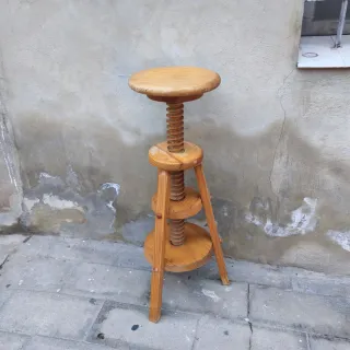 Taburete madera maciza antiguo carpintero