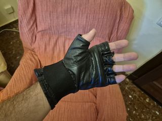 Guantes Entrenamiento Cuero DOMYOS Negro