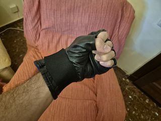 Guantes Entrenamiento Cuero DOMYOS Negro