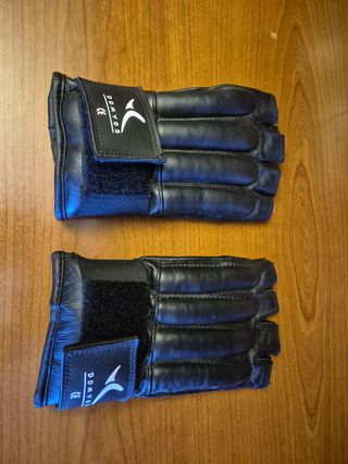 Guantes Entrenamiento Cuero DOMYOS Negro