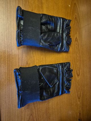 Guantes Entrenamiento Cuero DOMYOS Negro