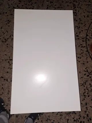 Se venden 2 mesas bajas como nuevas