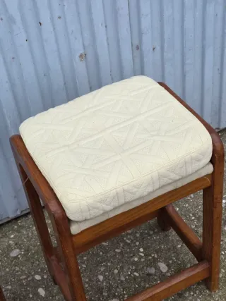 Pareja de taburetes vintage madera