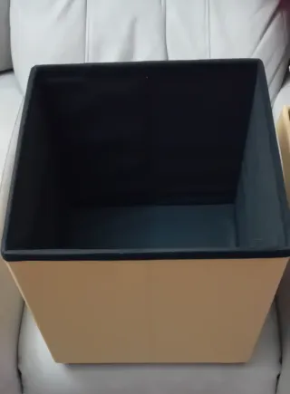 Puff cuadrado color camel