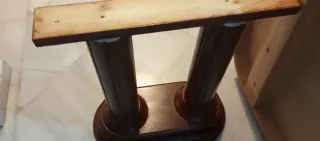Mesa de comedor de madera