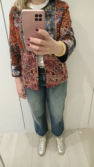 Blazer Zara Multicolor con abalorios