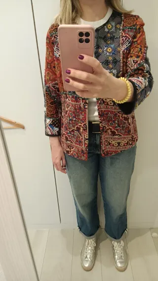 Blazer Zara Multicolor con abalorios