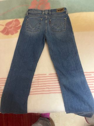 Pantalones Levis 627 Straight Fit