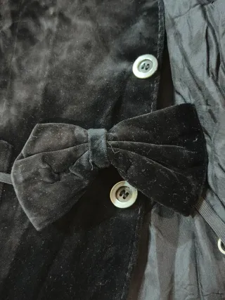 Americana terciopelo negra con pajarita Talla L