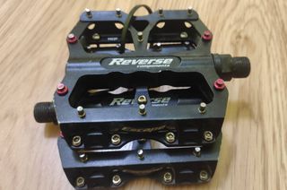 Pedales Reverse Escape