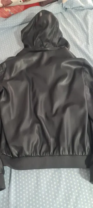 Chaqueta Armani Exchange Negra con Capucha