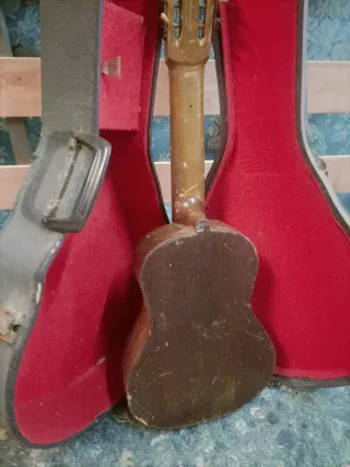 Guitarra Clásica con Funda